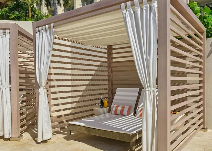 Buoy Haus Beach Resort St Thomas Autograph Collection